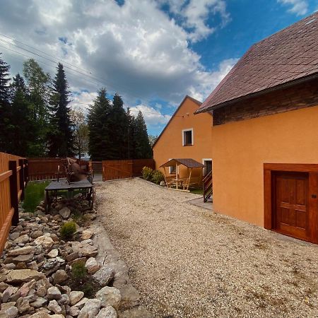 Ubytovani Smrk Nove Mesto pod Smrkem Ngoại thất bức ảnh