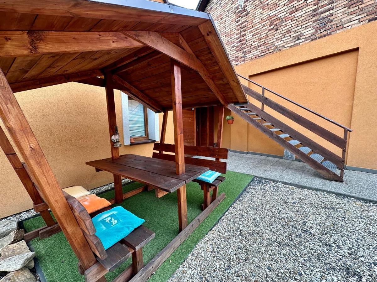 Ubytovani Smrk Nove Mesto pod Smrkem Ngoại thất bức ảnh
