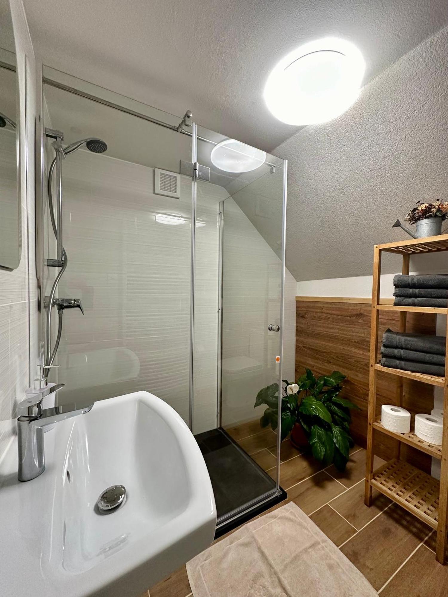 Ubytovani Smrk Nove Mesto pod Smrkem Ngoại thất bức ảnh